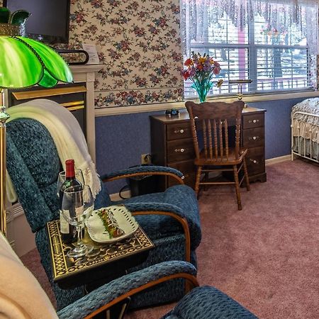 Apples Bed And Breakfast Inn Big Bear Lake Exterior foto