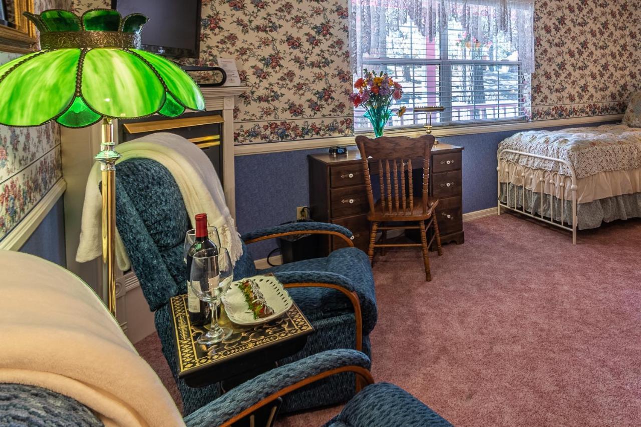 Apples Bed And Breakfast Inn Big Bear Lake Exterior foto