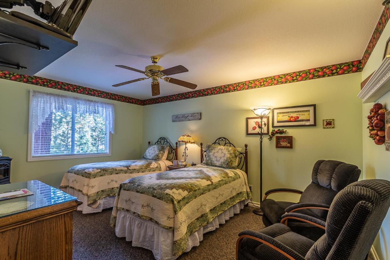 Apples Bed And Breakfast Inn Big Bear Lake Exterior foto